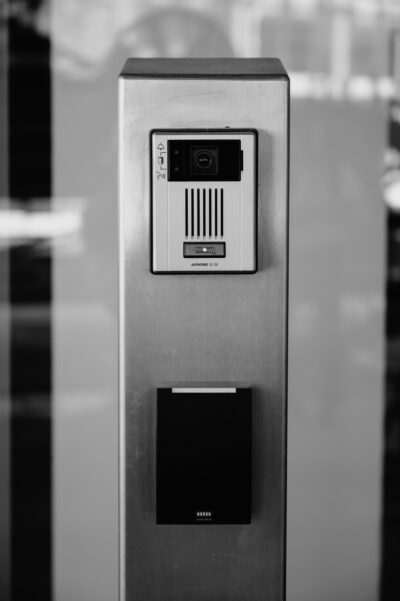 Chicago Businesses Need a Custom Access Control System