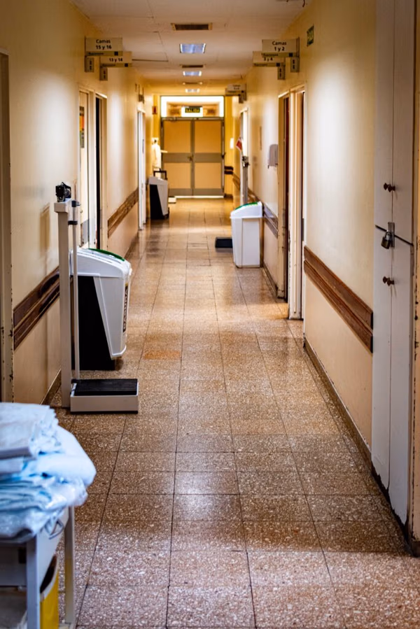 Structured cabling installation for healthcare network infrastructure in Chicagoland. Copper Structured Healthcare, Healthcare Managed IT Services, Chicago Hospital, Chicago Healthcare